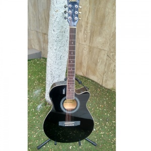 Elitaro E4040EQ BK Электроакустическая гитара с анкером, ель