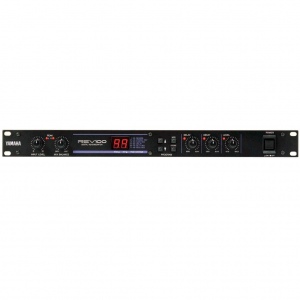 Yamaha REV100 процессор эффектов вокальный , 99 программ , стерео