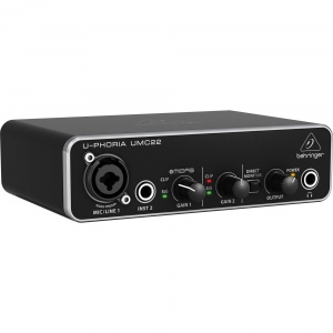 BEHRINGER UMC22 Аудиоинтерфейс 2x2 USB